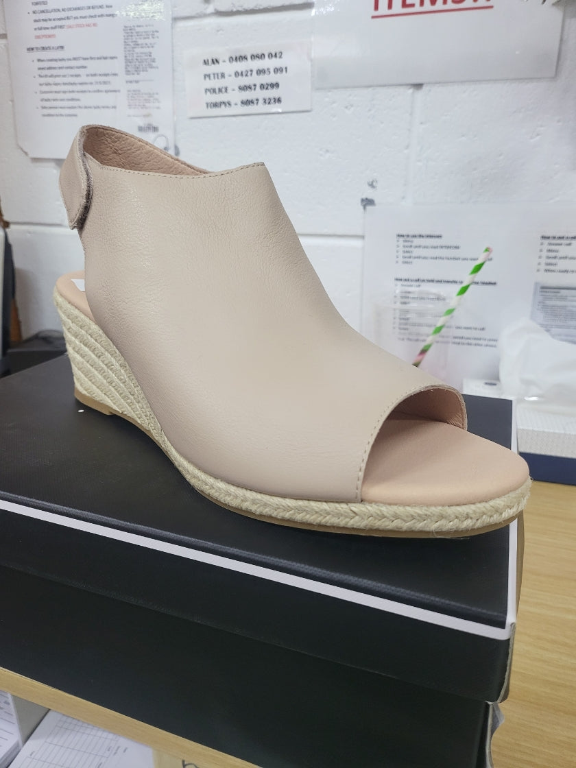 JAMCIE BY DIANA FERRARI