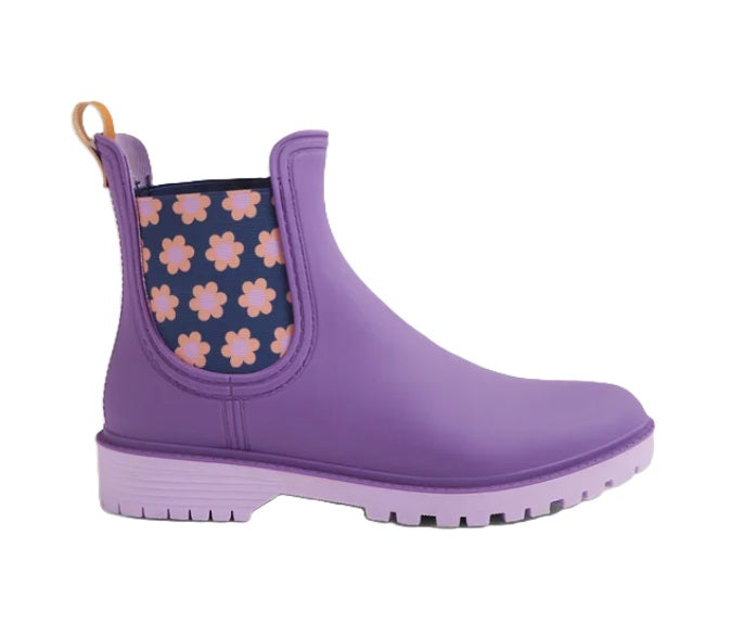 Laurina2 By Diana Ferrari