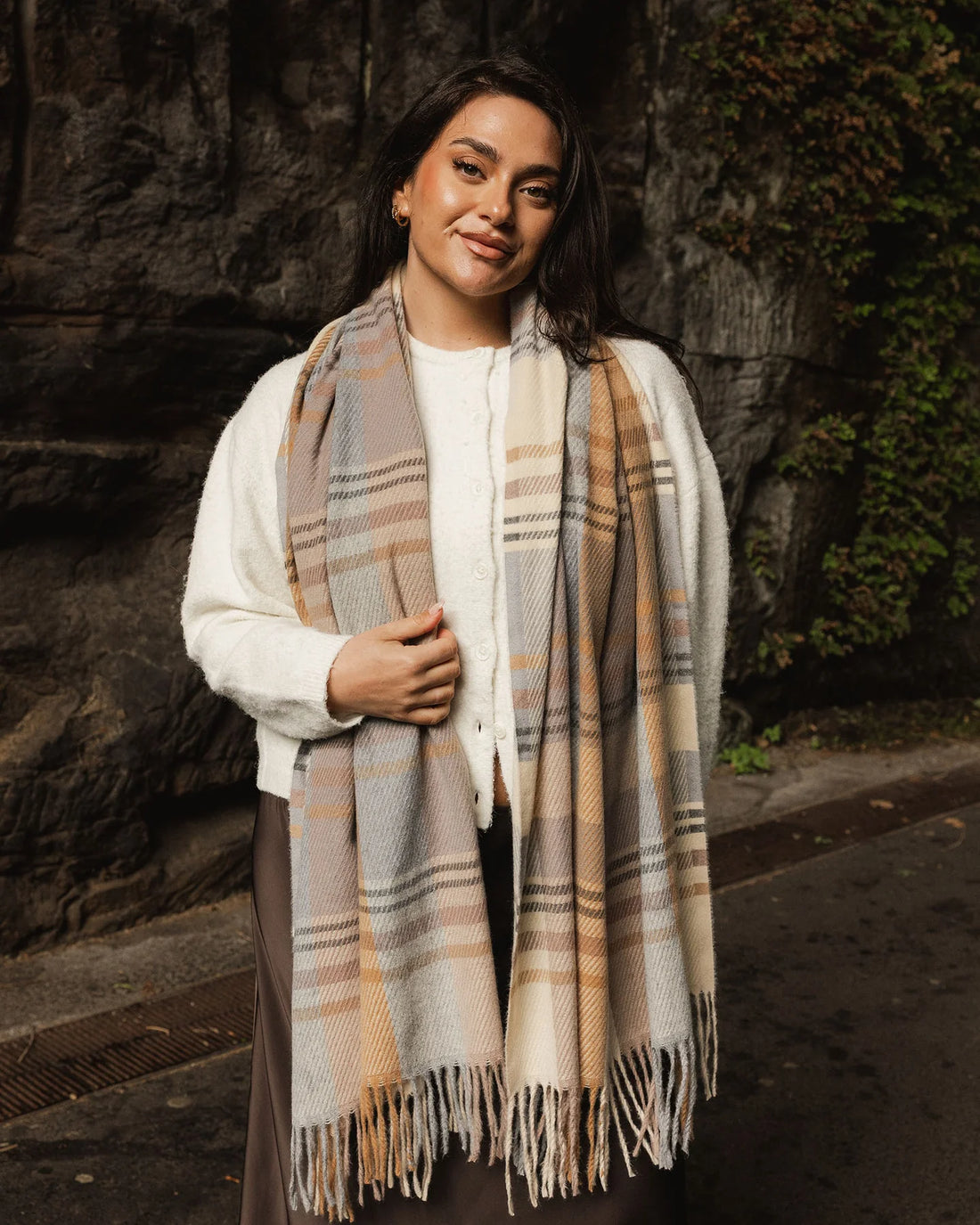 Chester Scarf By Louenhide