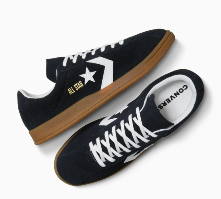 A16534 Classic Trainer Suede