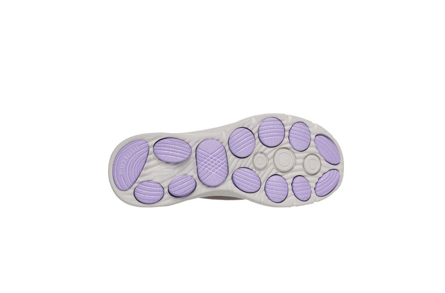125921 GO WALK 8 WMNS