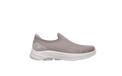 125921 GO WALK 8 WMNS