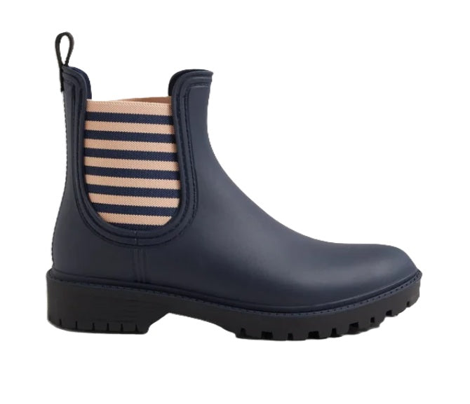 Laurina2 By Diana Ferrari