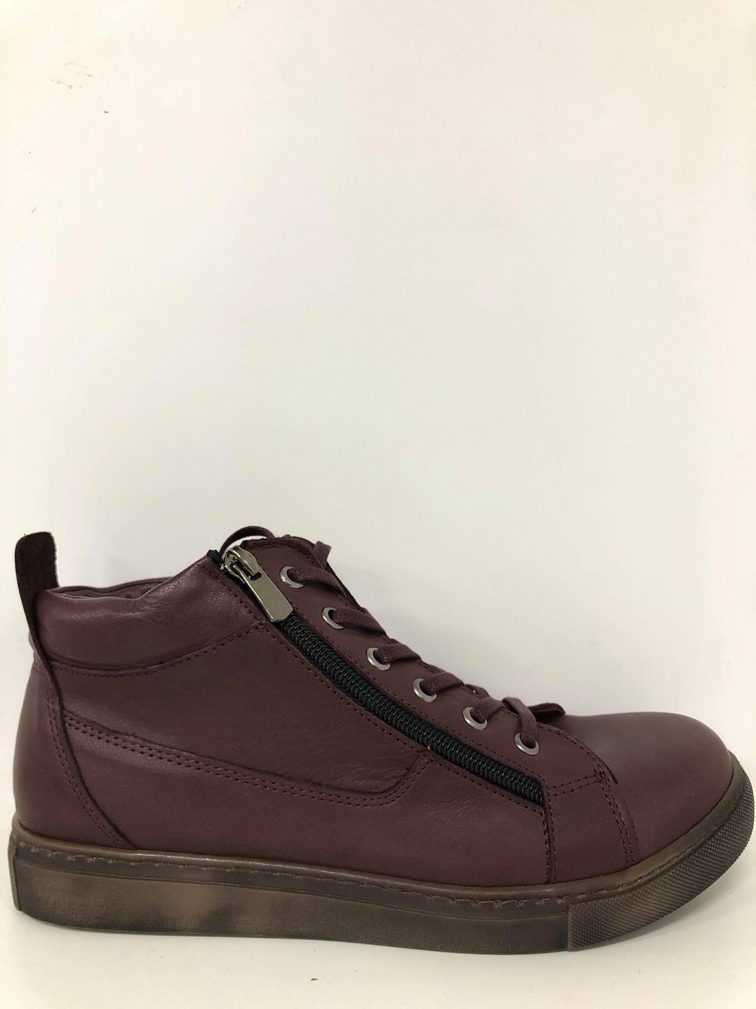 EG1570 STRETCH LACES SIDE ZIP